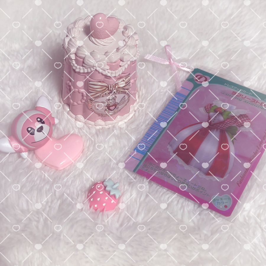 pukkuri_hatena's tweet photo. ぷっくりじゃないけど1:1と16:9のフレームです🎀

- - - - - - - - - - -  

🌈保存する時はRP･いいねお願いします🌈

 #フリー素材 #フレーム　

インスタ ストーリー オタク 推し活 フレーム 地下ドル アイドル https://t.co/GScvkRFSP2