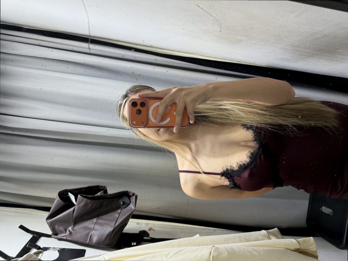 sofiat84_t's tweet photo. tbh Thoughts on my body type? tbh https://t.co/SJhcs6kfwT