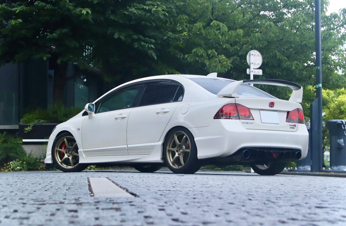 tomatofd2's tweet photo. #後悔していないカスタム
•無限ボンネット
•ADVAN RG-3
•NOBLESSE 
  左右出しマフラー、ディフューザー
•seeker カーボンリアウィング

やってきた事全部後悔してないけど
とくに⬆️がお気に入りかな🥰 https://t.co/NltHDy0YcT