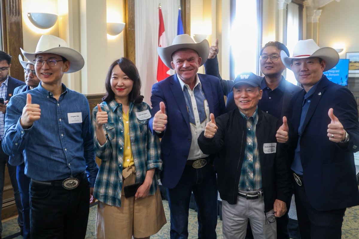 BrianJeanAB's tweet photo. One of my favourite parts of the Calgary Stampede is the Annual Energy and Minerals Open House at McDougall Centre! 

This year we had about 200 energy executives and stakeholders from around the world in attendance as I told the good news that is Alberta's energy sector! 

We have so much to be proud of here in this province and a bright future ahead!

#abpoli #oil #gas #pipelines #yyc