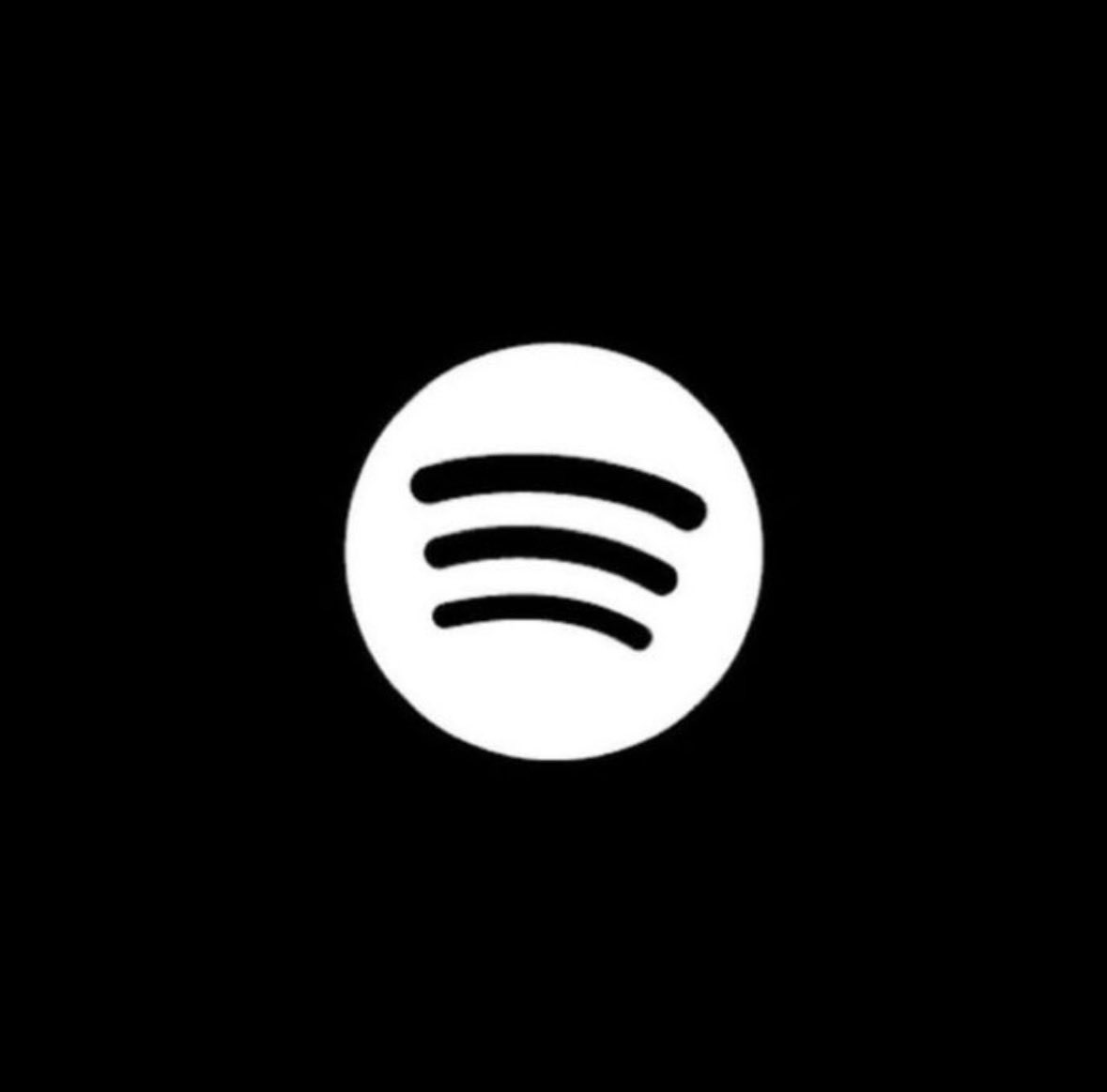 QCWorldwide's tweet photo. ᯤ |  Justin Bieber &amp; Nicki Minaj’s “Beauty And A Beat” REMAINS AT #3[=] on Global Spotify 14 years after its release despite new releases. 

— It received an INCREASED 4.07 Million Streams on its 132nd day charting. It spent 31 days at #1. https://t.co/F47LQf4I3W