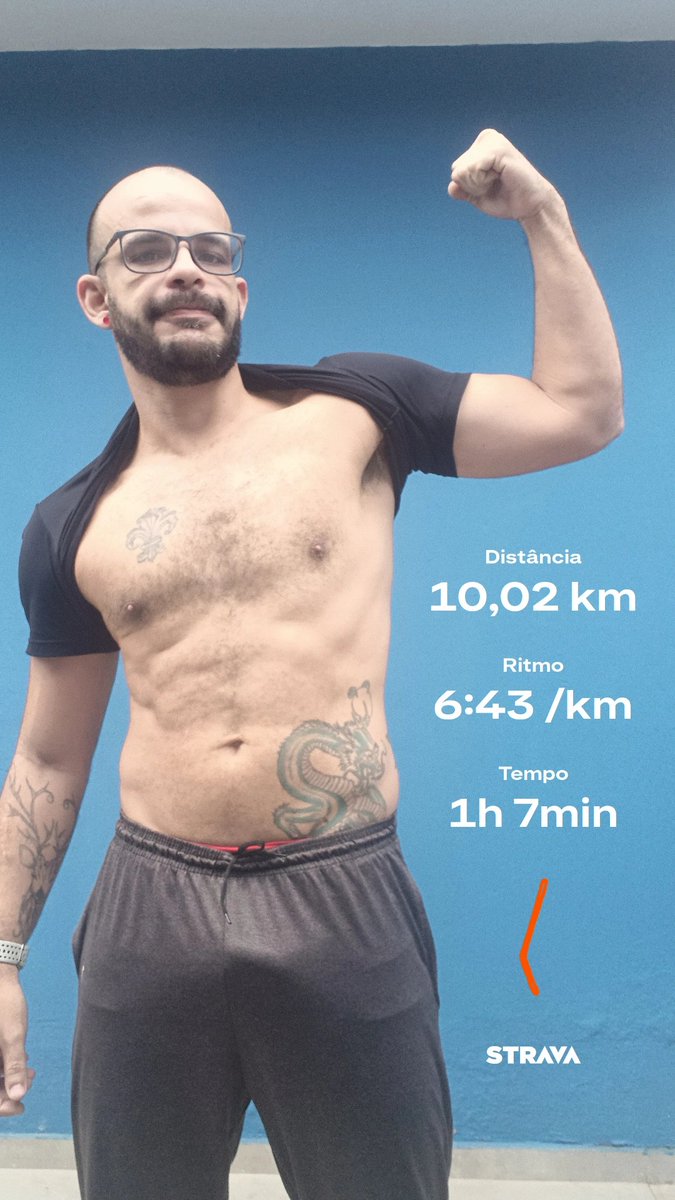 fafazim's tweet photo. Vim ostentar meus primeiros 10km 🏃🏻 https://t.co/SnWi2lUzjh