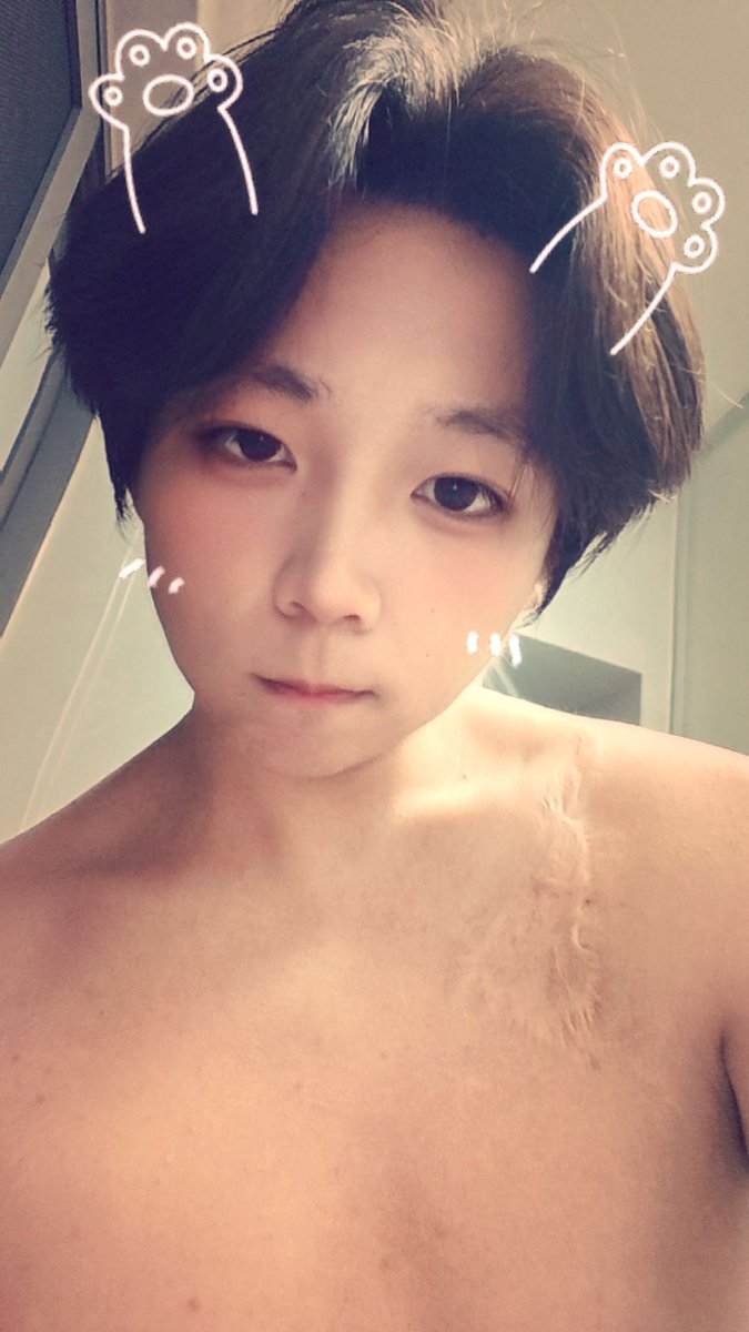 memberfx's tweet photo. 大概就是我无聊的现状吧嗯对 https://t.co/HGByLDrzCH