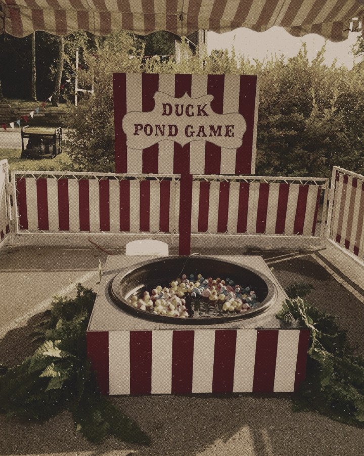 VIC01V's tweet photo. ⠀
⠀⠀Pescaria

Explicação: Estenda a vara de pesca e capture um dos patinhos para saber seu prêmio.

���Dado: 1d20.
ㅤTodos os números dão prêmios, alguns melhores que outros.
⠀ https://t.co/aA0mkjui9s