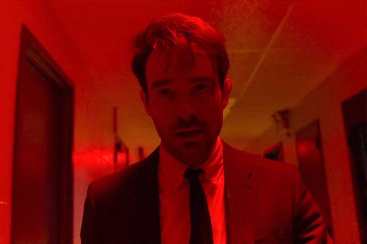 jayspectrumX's tweet photo. When the MCU uses red lighting in suspenseful scenes >>> https://t.co/piue4JYpTu