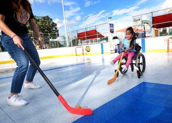 TCMIndy's tweet photo. We have adaptive equipment outside in our @rileychildrens Sports Legends Experience available for each sport. Our coaches can’t wait to help you enjoy sports you love or try out new ones. 

Learn more about our outdoor accessibility: https://t.co/Cuti2wr6a6 https://t.co/LajG7yytGv
