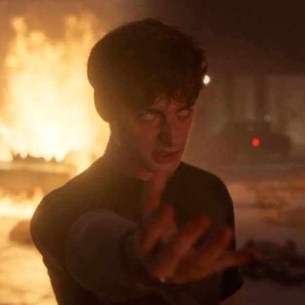 ronancerrr's tweet photo. i’m just so proud that will got the best and most memorable moment of s5. it would be nothing without him. https://t.co/JceuQaWQ8I