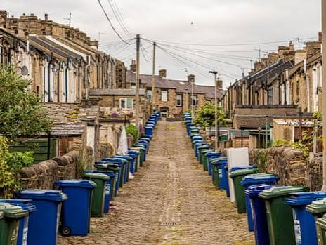 DRJO1965's tweet photo. #CountBinFace
BINS, they're everwhere
- BINS breed
- BINS are taking over our Nation
- BINS take our money
As I post, there are a collection of BINS right outside my house
Only Fartage can stop the BINS from taking over our nation https://t.co/1nEfeUXowk