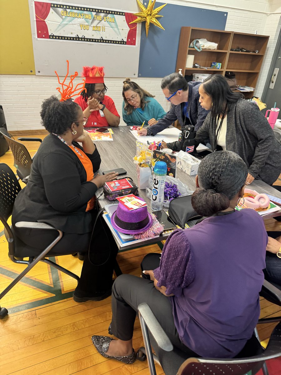 CrisJackson23's tweet photo. Today, the Early Learning team had the opportunity to reflect on our impact, celebrate our successes, and plan for an even stronger year ahead. Proud of this incredible team and the difference they make for teachers and students every day! @DrDebbieRamos @ICanReadDallas https://t.co/CPlpgMhM2x