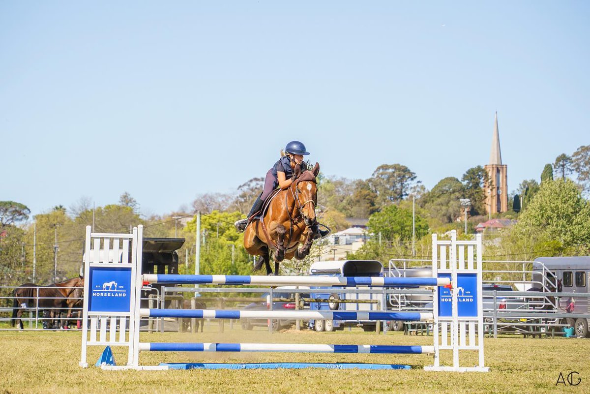 grace_locock1's tweet photo. 🤍 Hawkesbury show 2025 🤍 

Definitely an overdue post 🙈. Hawkesbury show was a great last show before lilys mini holiday filled with a lot of firsts together. We competed in our first 6 bar on the Friday coming away with equal first capping the class at 125m .… https://t.co/6azjhgZFxR