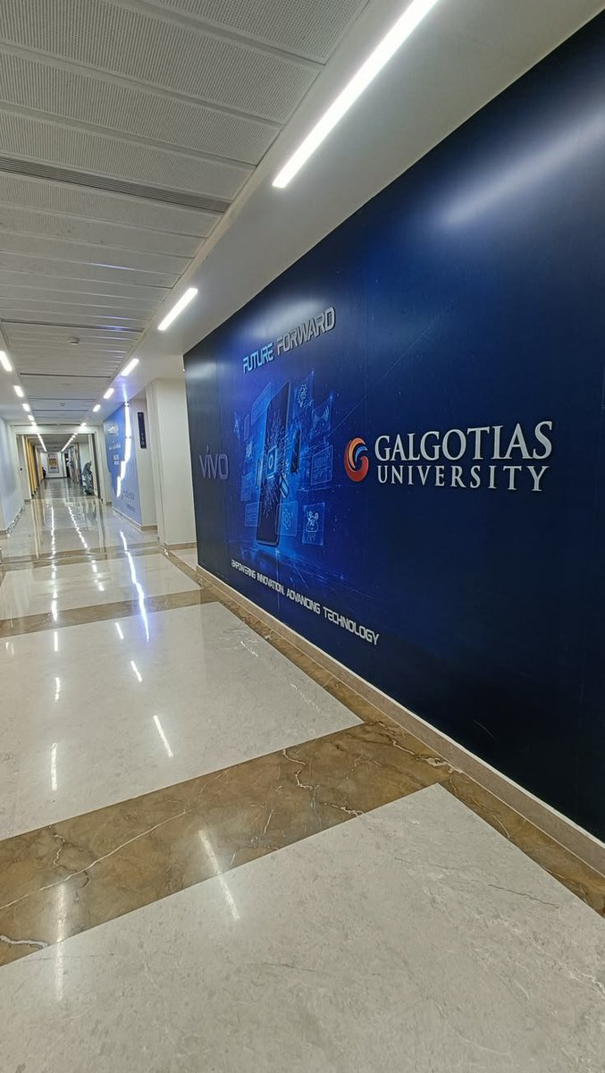 Prachi_0301's tweet photo. Walking through innovation every day. 💙
At Galgotias University, technology isn't just taught—it's experienced. Every corridor reflects a vision for the future. 🚀
#GalgotiasUniversity #AI #Innovation #FutureForward #CampusLife #Galgotian https://t.co/o8Jt5FVCpI