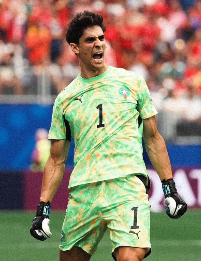 iFalcon10's tweet photo. شكل كلمة " Goat "        
شكل كلمة " The Best "        
شكل كلمة " Aura "     
شكل كلمة " I C O N I C " 
🐐🐐🐐🐐🐐🐐🐐🐐 https://t.co/k1r7KodRah