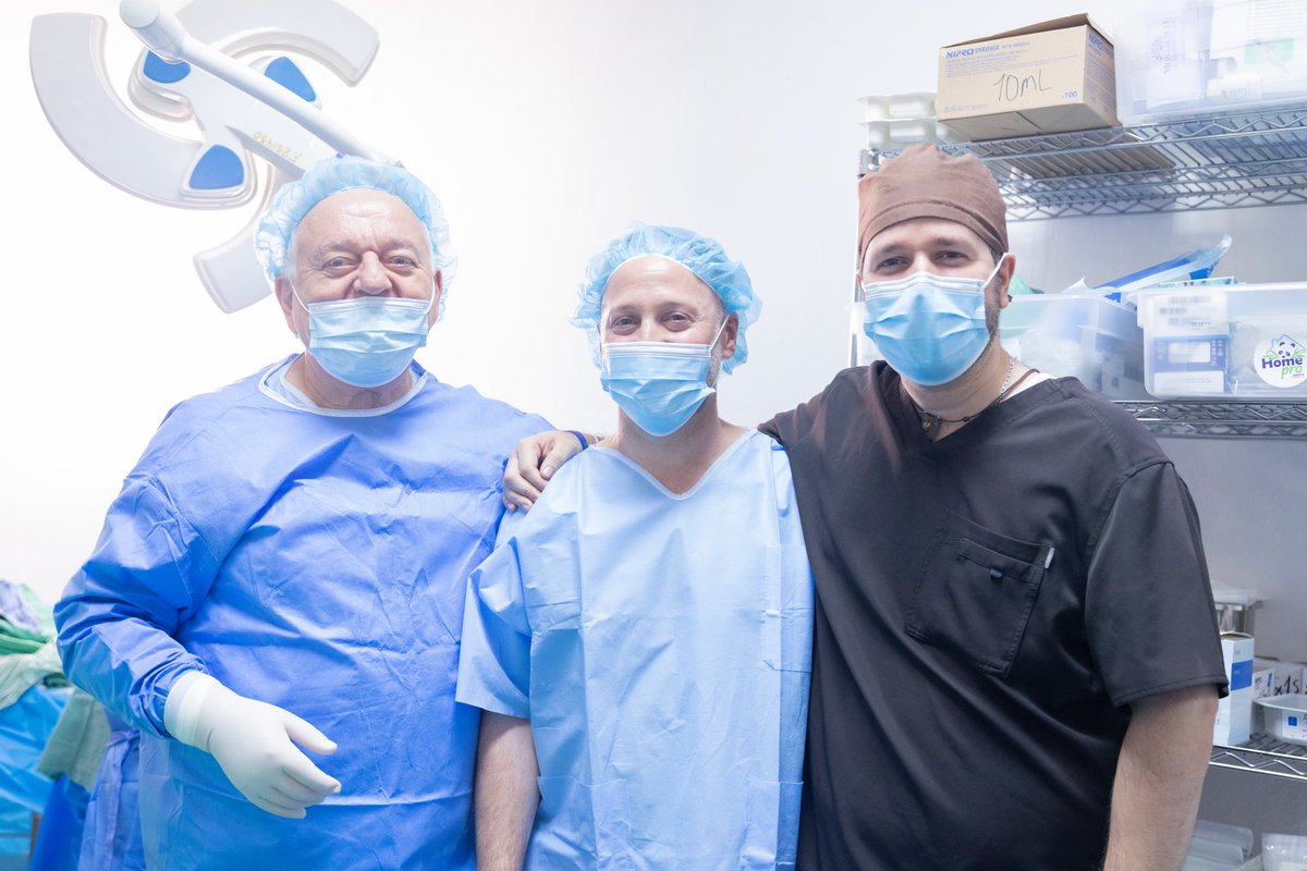 IsraelHonduras's tweet photo. Cada paciente tiene una historia que inspira 💫

Durante nuestra visita al Hospital San Felipe, tuvimos la oportunidad de conversar con personas atendidas por la brigada médica de oftalmólogos israelíes, escuchando de primera mano cómo esta iniciativa ha mejorado su calidad de vida.

Gracias a @MASHAVisrael y @TheJDC por hacer posible este proyecto que continúa generando un impacto positivo en Honduras.