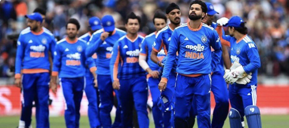 TheInsight_Desk's tweet photo. Cricket is a merciless game.

Joyful faces with arrogance in appearance, dancing and post match romancing with GFs after T20WC Victory in Mar 2026.

Bringing politics in sports, denying shaking hands or even receiving trophy on field out of sheer arrogance.

Suddenly at bottom.

Humility; not arrogance is the key to success
#EngvsInd