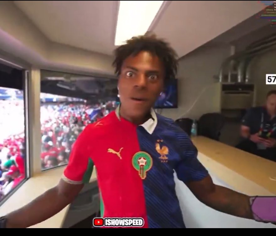 FCB_nenn's tweet photo. Ahora entiendo porque los dos están jugando mal😭 https://t.co/ZGv5I3K928