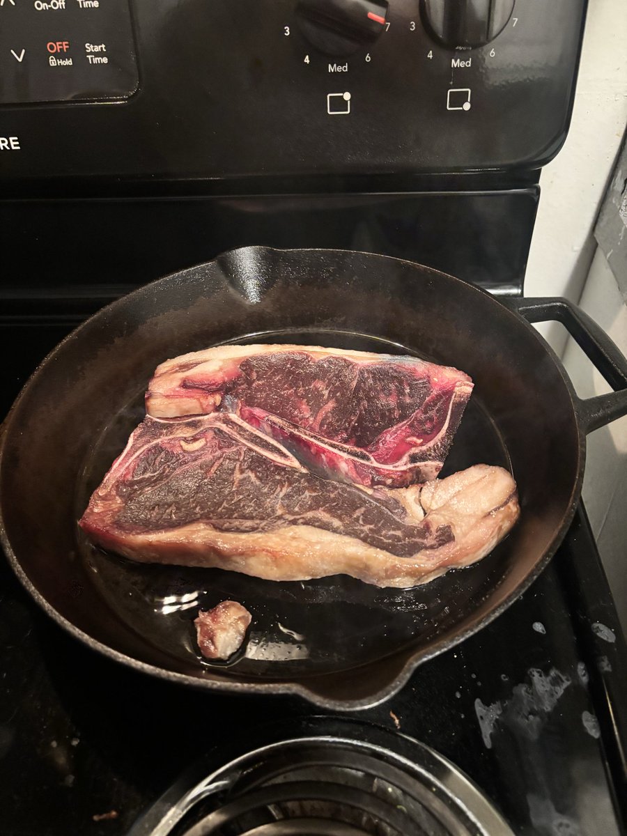 XproblemDrinker's tweet photo. Down 55lbs and counting. 15 more to go to be at my "fighting" weight. I'll never regret going Carnivore https://t.co/q3jhzIiksv