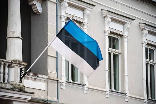 zelovoc's tweet photo. Konečně někdo volá MOV k odpovědnosti!
MOV strávil roky předstíráním, že „neutrální“ status nějak odděluje ruské sportovce od režimu, který vede největší válku v Evropě od druhé světové války. Teď po obnovení Ruského olympijského výboru, čelí důsledkům.

Estonsko vyzývá EK pozastavit financování MOV ze strany EU, a argumentuje, že sport se nikdy nesmí stát zadními vrátky pro normalizaci agrese. Organizace volící usmíření před principem, by neměly očekávat, že evropští daňoví poplatníci budou financovat jejich pokrytectví.