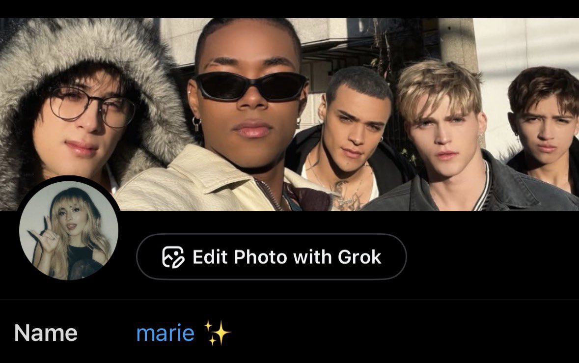 Maristars_'s tweet photo. okok here are a few options, what looks better? 😅 https://t.co/qEPTcyVofH