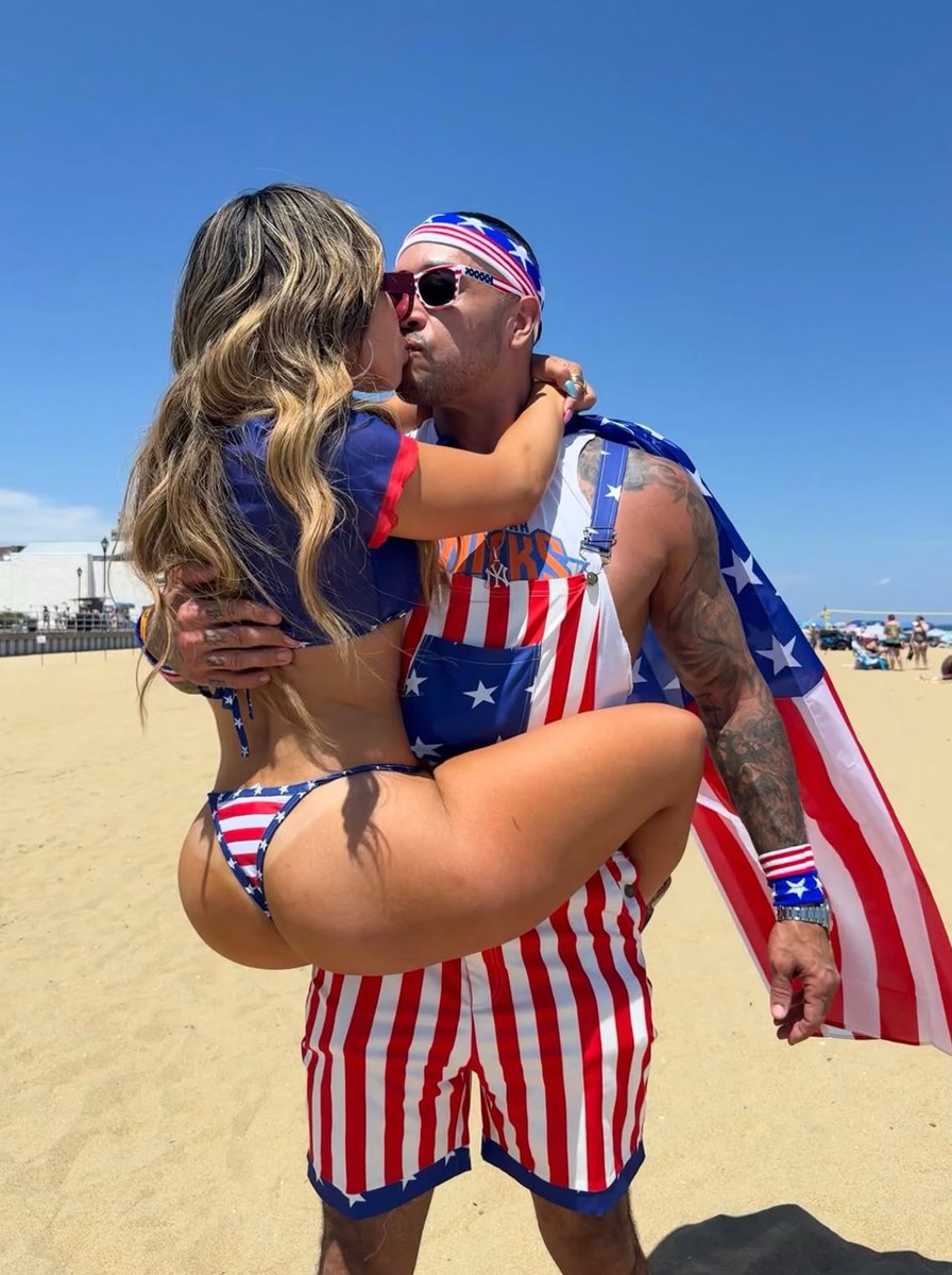 WrestlingWCC's tweet photo. Damian Priest on his relationship with the Lola Vice ♥️ 

“We don’t have that issue that I would think other couples would have where it’s like, ‘Well, you’re never home.’ It’s like, well, this is the job. At least she gets it. And when we do have time together, we’re perfectly happy”

(via Chris D Comedy)