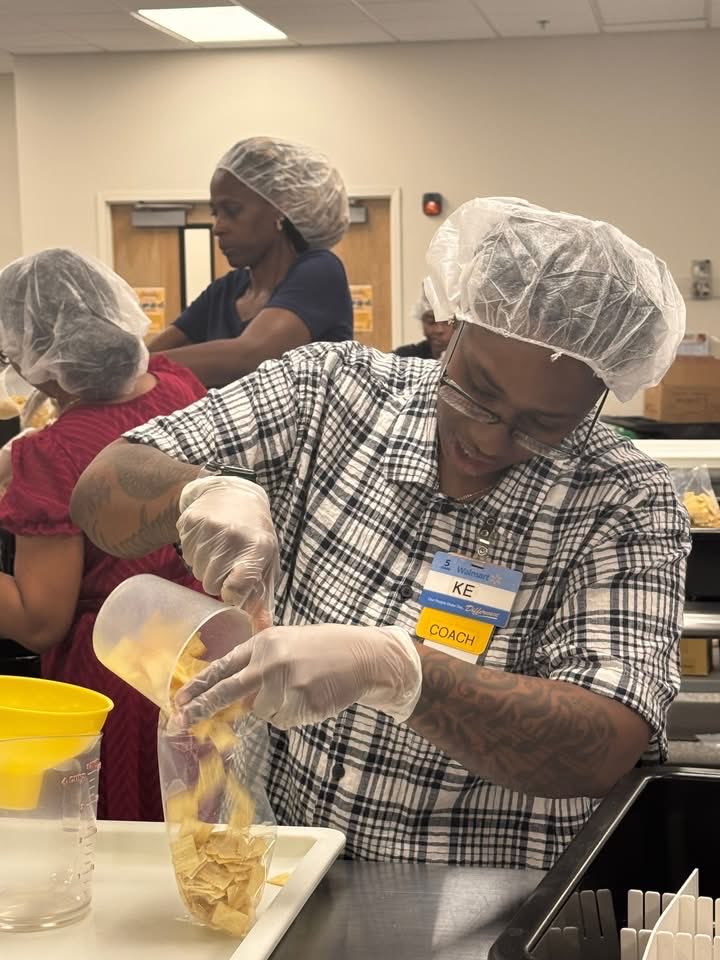 unitedwaypbc's tweet photo. Here's what happens when businesses and neighbors come together to fight hunger. Volunteers from @Walmart and our community worked together at @FoodBankPBC to pack 1,620 bags of crackers that will help stock local food distributions and support families throughout our community. https://t.co/wQbyE0EkHX