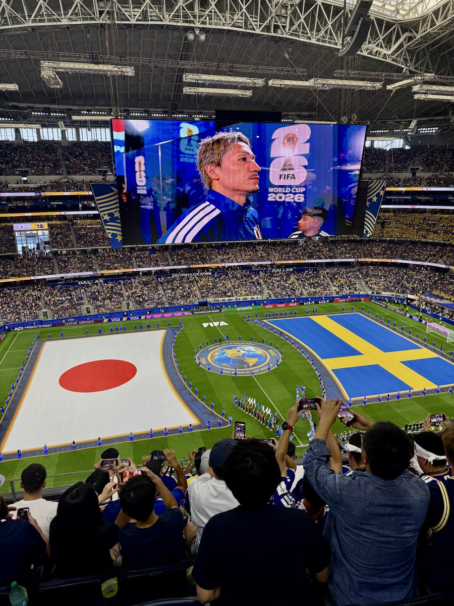 shrimpymiku's tweet photo. Still geeking over this, went to a world cup game to see Japan play and it was easily the best day of my life, if i ever get married or have a child it won’t even come close https://t.co/sf1Fyujqzv
