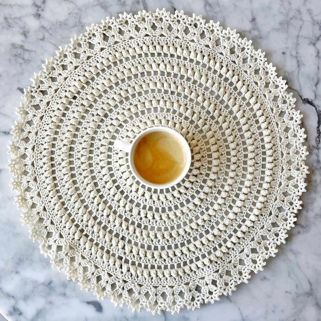 Ijj2JKQypj6mXht's tweet photo. Try this cozy DIY knitted mug coaster—super easy and perfect for gifting a tiny handmade touch to friends! https://t.co/stQOOkJFgR