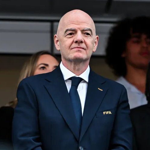 goalsside's tweet photo. 🚨🚨| NEW: EU lawmakers have reportedly demanded an immediate investigation into FIFA President Gianni Infantino, asserting that he has "lost all control of the tournament." 

The sudden push follows intense scrutiny over the controversial Folarin Balogun red card incident, with officials demanding urgent clarity.

{@BBCSport}