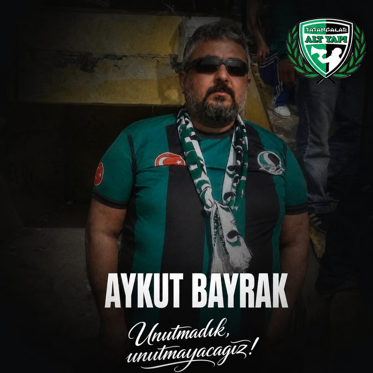 TatangaAltYapi's tweet photo. AYKUT BAYRAK'I ANIYORUZ

Sakaryaspor'umuza gönülden bağlı, tribünümüzün emektarlarından Aykut Bayrak'ı aramızdan ayrılışının 9. yıl dönümünde rahmet, saygı ve özlemle anıyoruz. https://t.co/kWu0XJzlwv