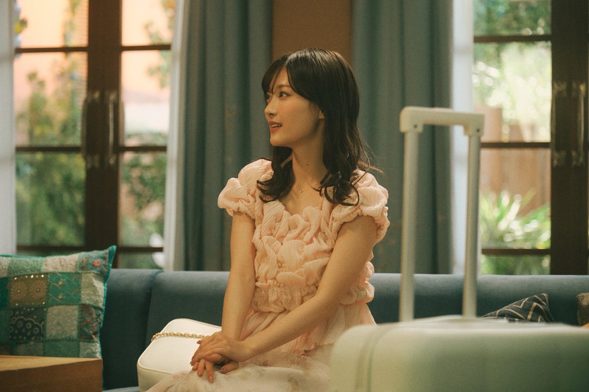 modelpress's tweet photo. 橋本環奈×チェ・ジョンヒョプ
「バカンスの法則」新キャスト解禁✨

山下美月、美人でおしゃれな“恋愛強者”役
💬「ありのままの自然体で演じられた」
https://t.co/XM9Kch3E4l

勝地涼：緑(橋本)の兄で売れない役者
Aマッソ加納：ツッコミ気質のサブカル女子
桜田通：口下手でオタクっぽい隠キャ https://t.co/F5t2EC4tFx
