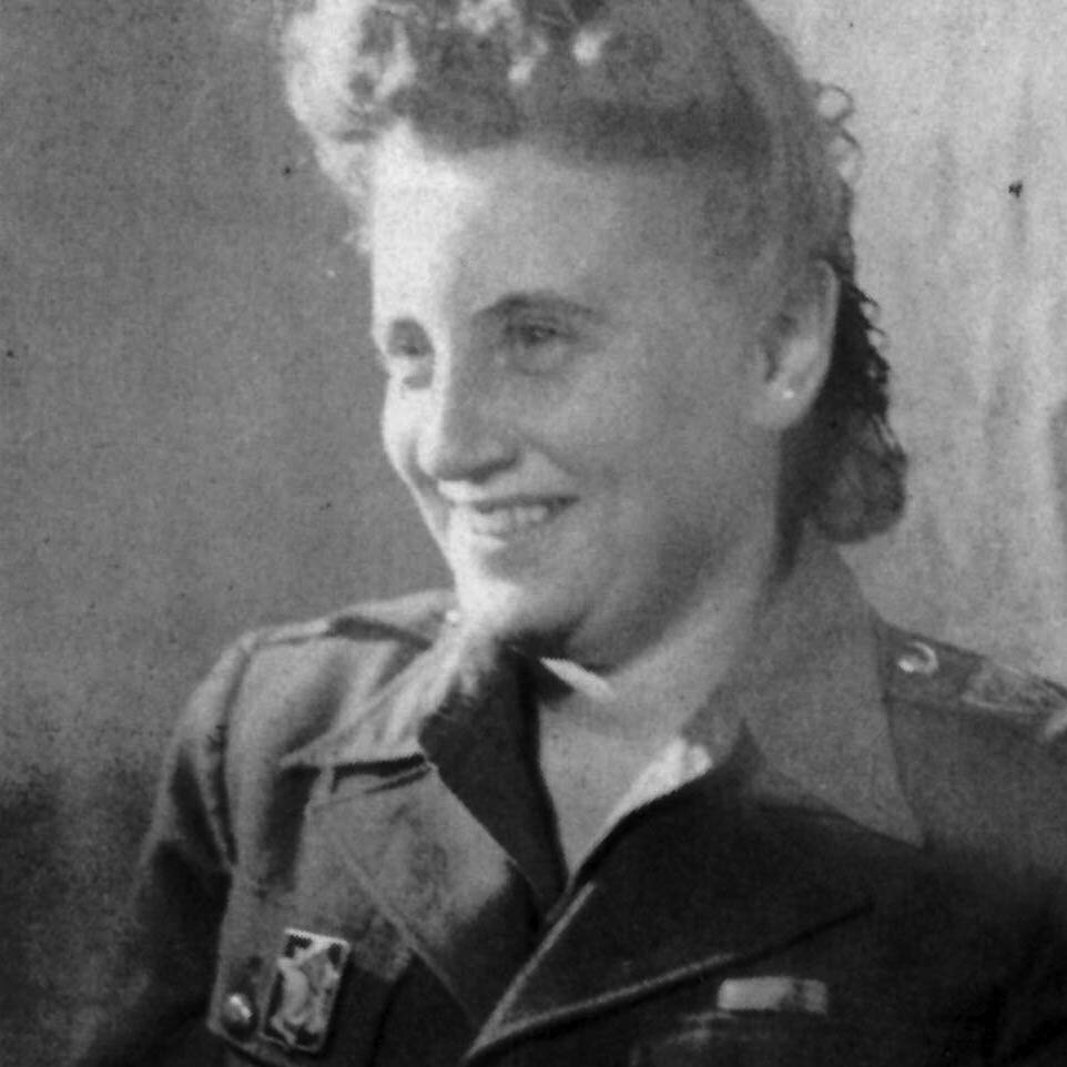 DrHelenFry's tweet photo. Marthe Cohn, a French Jewish secret agent, posed as a nurse deep inside wartime Germany.

When an SS officer boasted he could “smell a Jew” he suddenly collapsed. As she tended to him he unwittingly revealed vital details about the Siegfried Line.

She passed away on 21 May 2025. https://t.co/bK8sdzNszU