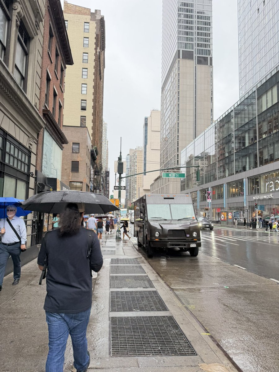 scottsback69's tweet photo. Forgot the umbrella today #fuckme https://t.co/n4y52TSaiF