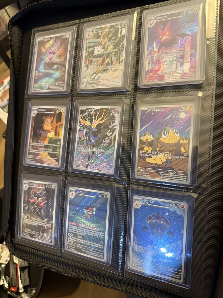 johnbrowninn's tweet photo. #Pokémon #Orlando #Universal #TopLoadingBinder https://t.co/QNZavshmFx