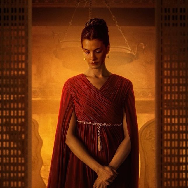 DiscussingFilm's tweet photo. Anne Hathaway says she hopes her children will grow up to be like Tom Holland.

“As a mom in real life I very much hope all of my children grow up to be as wonderful as my onscreen child. Tom is like a dream son.”

(Source: @etalkCTV) https://t.co/kes0mzO6Eh