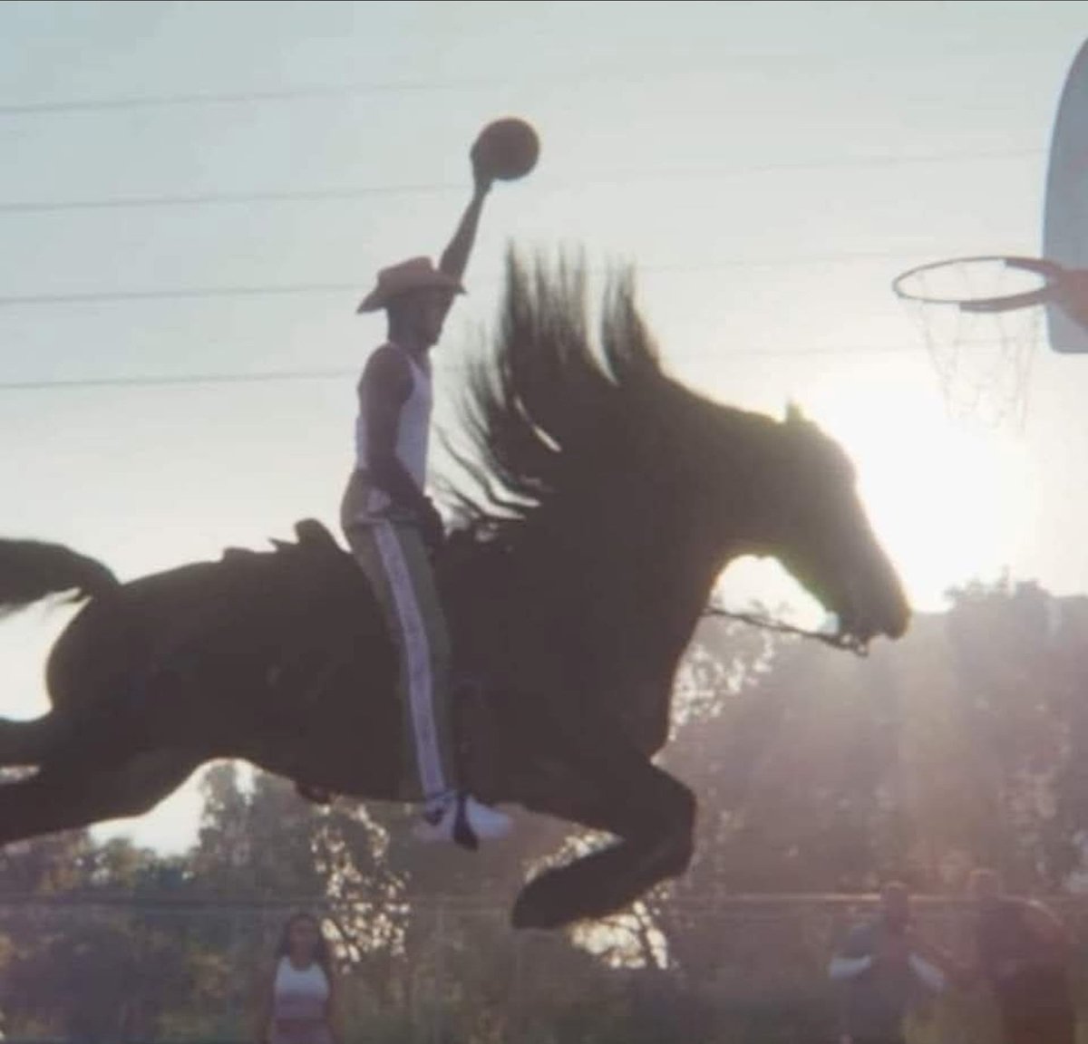BasquetMexico's tweet photo. Ni tan alta las trancas, ni alto el salto.
AirHorse https://t.co/wwaQGdqWUY