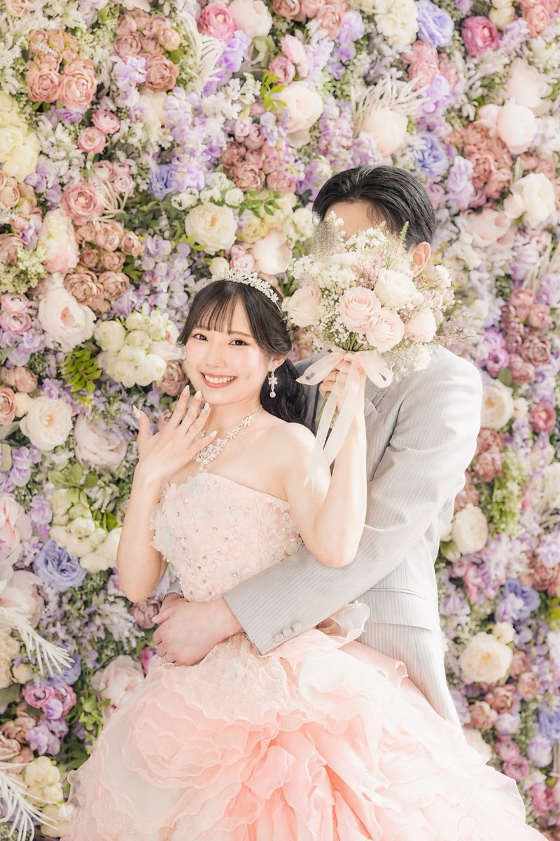 sarasapiyo's tweet photo. 誤って消してしまいましたので再投稿で失礼いたします￼￼😭😭

突然のご報告となりますが、この度、入籍いたしましたことをご報告させていただきます。

表に立つ立場ではございませんが、衣装制作などを通して今後もアイドル業界に携わっていく以上、皆様にもお伝えさせていただこうと思い、ご報告いたしました。

入籍までの期間は短くはありますが、ご縁とタイミングに恵まれることができました。
これからはより一層、感謝の気持ちと思いやりを忘れず、穏やかに歩んでいけたらと思もいます。
これからもどうぞよろしくお願いいたします。

消えてしまった分またこちらにコメントをいただけましたら嬉しいです￼すみません😭ﾎﾟﾝｺﾂ