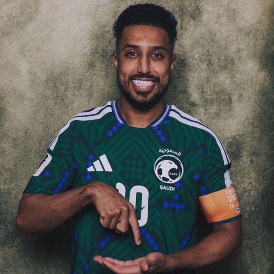 ahlawynakhbawy's tweet photo. لك الله ياسالم الدوسري حاربوك العقول الملوثه والقلوب الحاقده وحاولو التقليل منك وحاولو تشويه مكانتك الرياضيه في المحافل لمرض يعانون منه منذو سنوات وحاولو التقليل منك لاجل ضربة جزاء مع المنتخب ولم يفتحو افواههم اثناء ضياع ضربات الجزاء من بكايتهم رونالدو ومن ميسي ومن امبابي وغيرهم https://t.co/wOhVK0OpqO
