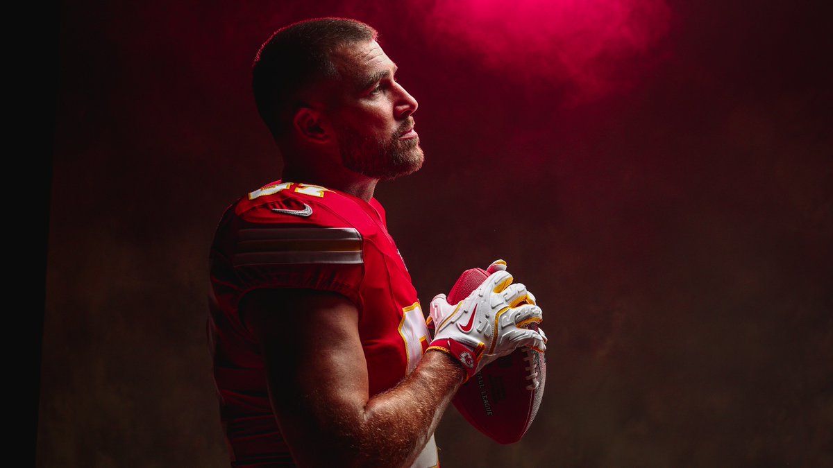Chiefs's tweet photo. @tkelce. That's it. That's the post. https://t.co/eq9SdG71Bt