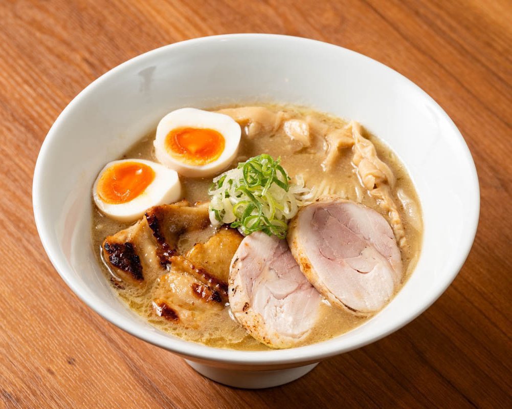 micchan_thank's tweet photo. おはようございます

7月10日(金)
昼11:00〜15:00
夜18:00〜22:00

週末に鶏ポタラーメンはいかがですか🍜

本日もお腹と心を満たす一杯を提供しますのでご来店お待ちしております😊
#RAMEN
#TOKYO
#大門
#浜松町
#芝公園
#東京タワー
#モノレール
#羽田空港 https://t.co/0iEZYHXmpN