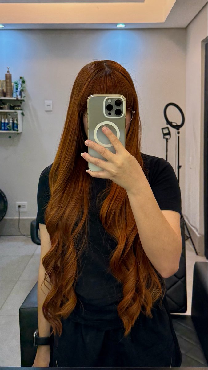 chawerde_'s tweet photo. dia de fazer o cabelo antes de ir viajar https://t.co/6zr1j6Ix7m