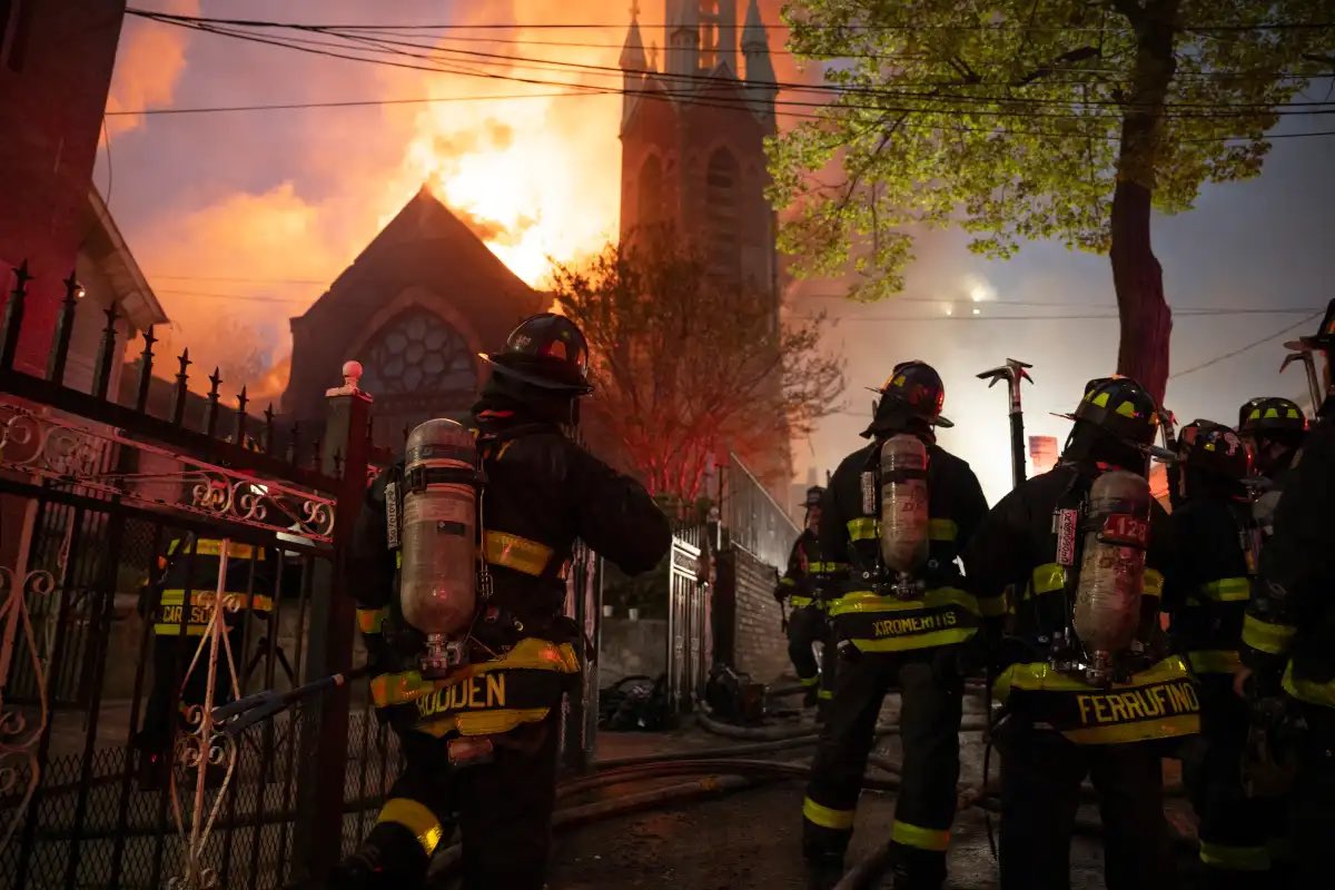 Feijin1688's tweet photo. @EndWokeness @KatiePavlich The Astoria and Bushwick  church arson investigations still offer no results. The war has hit home. What are we going to do with the enemy in control of NYC? https://t.co/g9TLGnSZmW