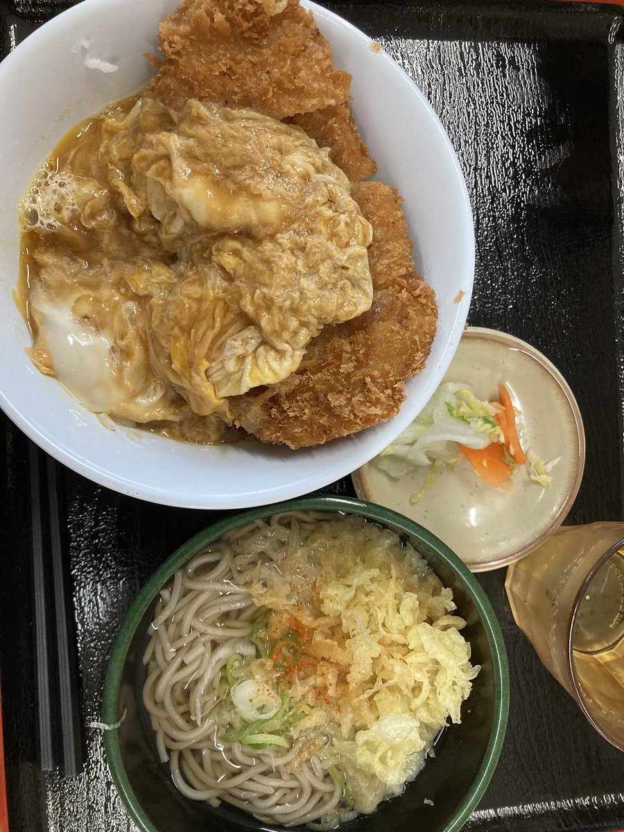 yamachu_kappafm's tweet photo. おはリズム♪
7月10日 金曜日 肥後 八代
最高気温30°最低気温23°の予報
素敵な1日…大江戸カツ丼で始めまーす😁
Have a nice day ^_−☆
⬇️観るアーカイブ👀肥後アプ更新⬇️
https://t.co/fMfQnhkhSY? 
#肥後アプレミディ #FM791
毎週水曜日 15:30〜生放送
やまちゅう師匠 山口なお
favorite #朝リズム https://t.co/D7y4YXuTGp