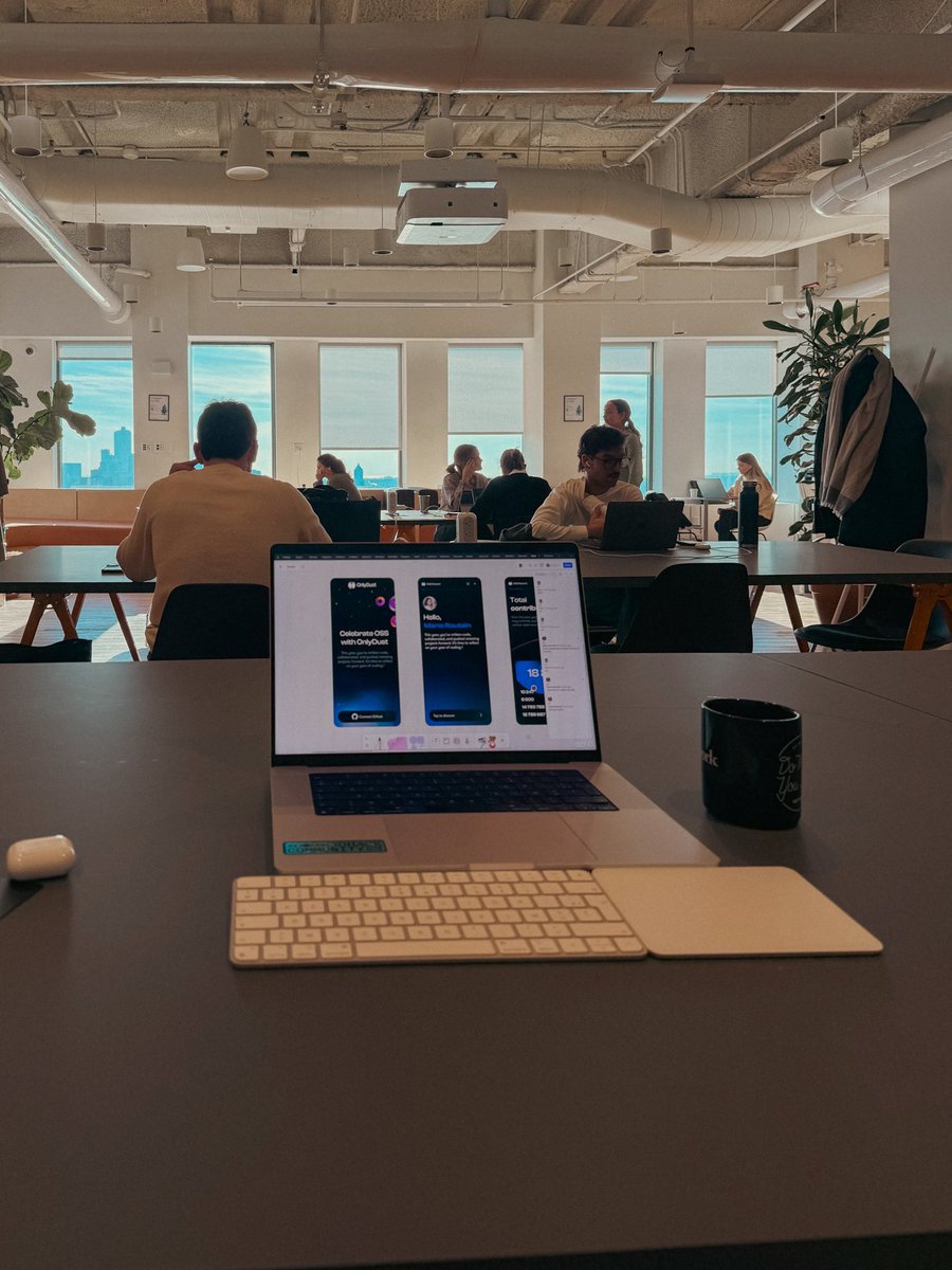 Powlisher tweet media