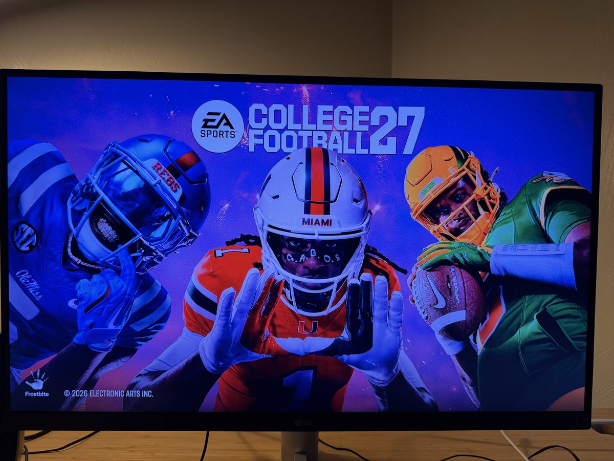 Spenny__91's tweet photo. Better late than never #CFBPlayDontPay https://t.co/RxdXD7EkGu