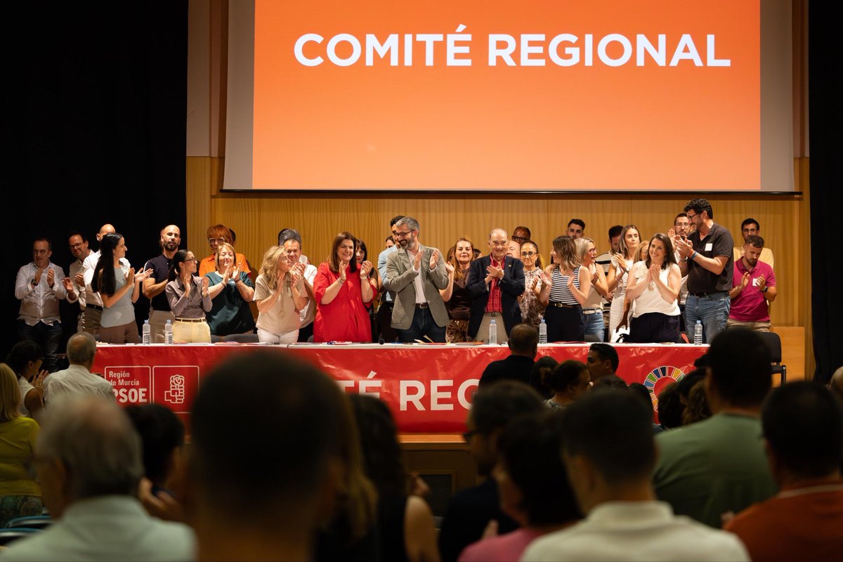 Lucassayala's tweet photo. La ilusión es la fuerza de quienes deciden dejar de conformarse. 

De quienes creen que otra Región de Murcia es posible.

Ha llegado nuestro momento. 

El momento de recuperar #LaIlusiónDeUnaRegión https://t.co/SfSeIOUMSu