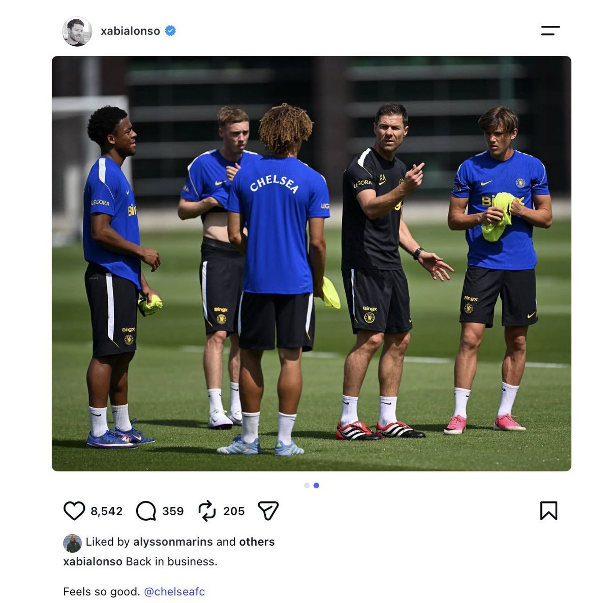 opeola200's tweet photo. Back to business from chelsea manager https://t.co/8P2WTuI46Q