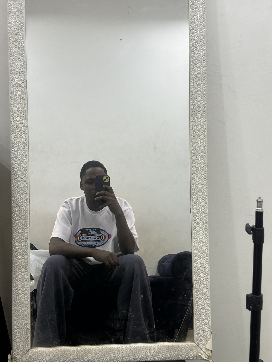theMoTrillz's tweet photo. 🙂‍↕️⚖️ https://t.co/DpjbvtdW6a