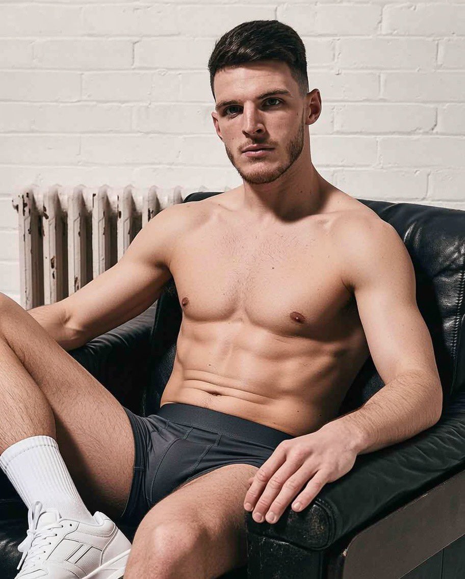 bottomtighs's tweet photo. Declan Rice https://t.co/0VtZ3SaAe9