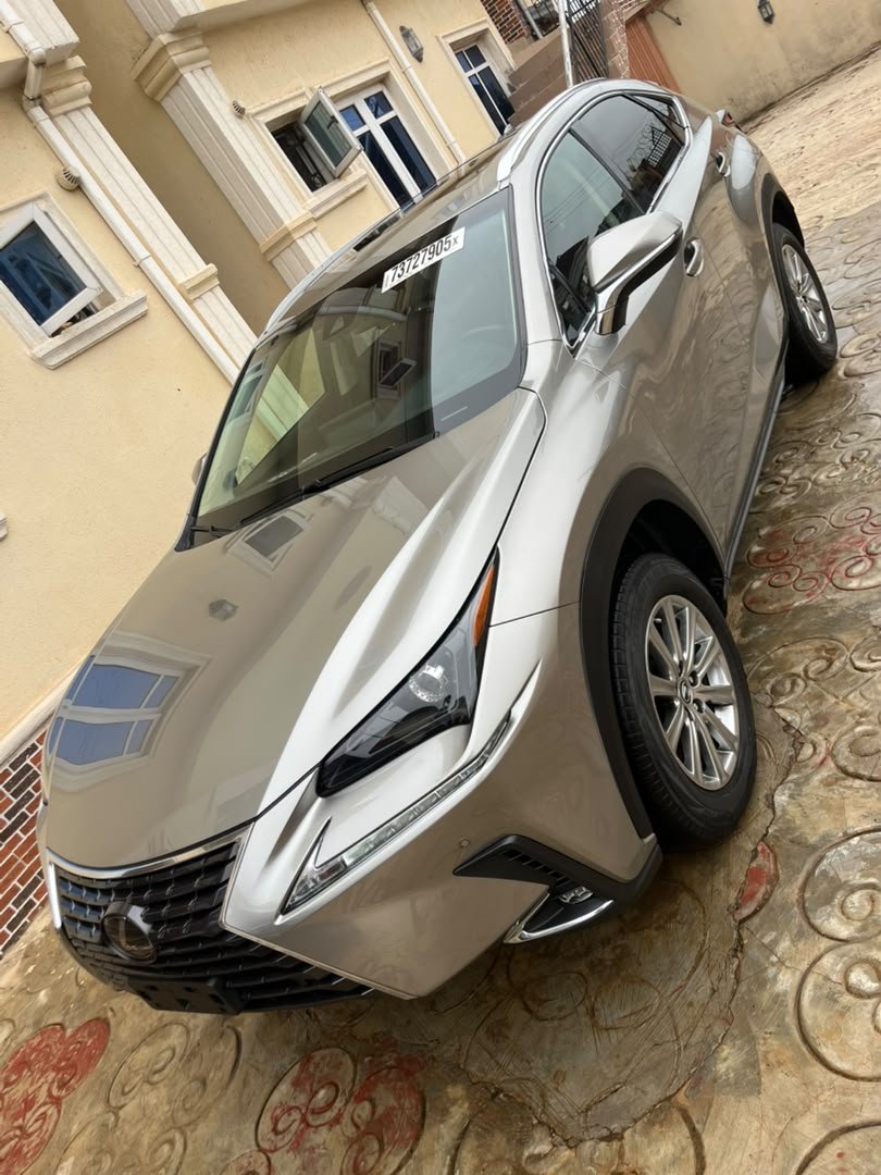 hamtadsupplies's tweet photo. Lexus
Nx 300 2018 full option
4 cylinder engine 
2.0 Turbo Engine 
High fuel economy 
Thumb start 
Remote entry 
Automatic side mirror 
Parking assist 
Pre collision 
Lane departure 
Blind spot monitor 
Electric hand brake 

Mileage 28,100

Custom duty paid
Dm https://t.co/XlE63YypTO