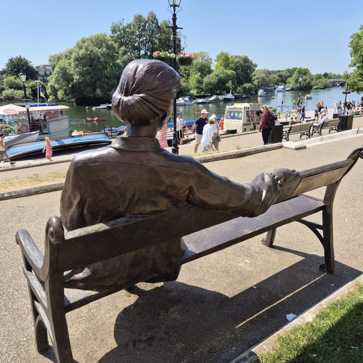 Thames Path National Trail tweet media