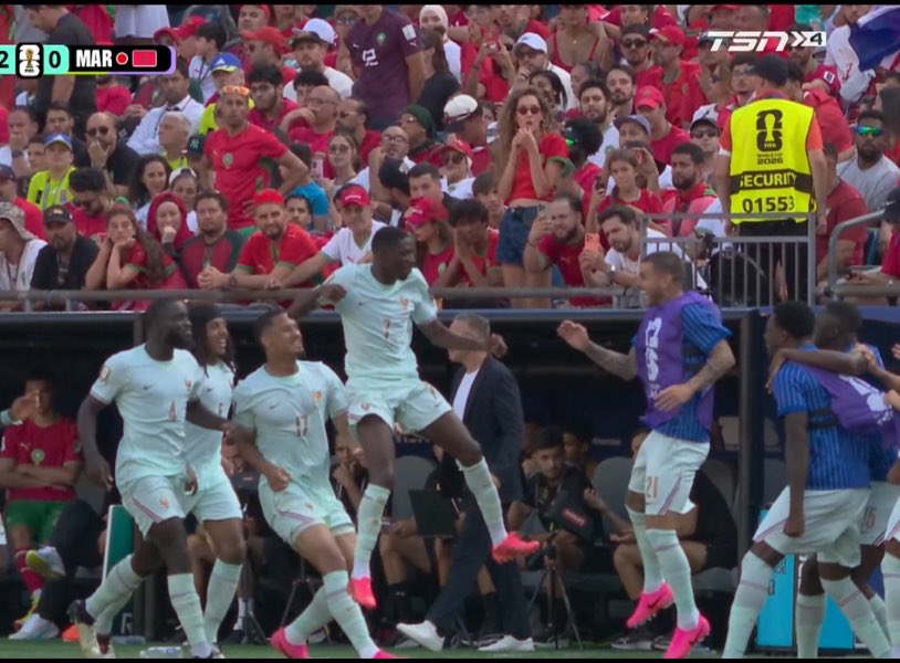 lucholise's tweet photo. the team running to celebrate w the bench was so cute https://t.co/C9j4GVHtrG